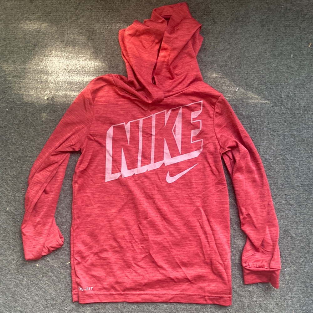 Nike Boy’s Long sleeve shirt
